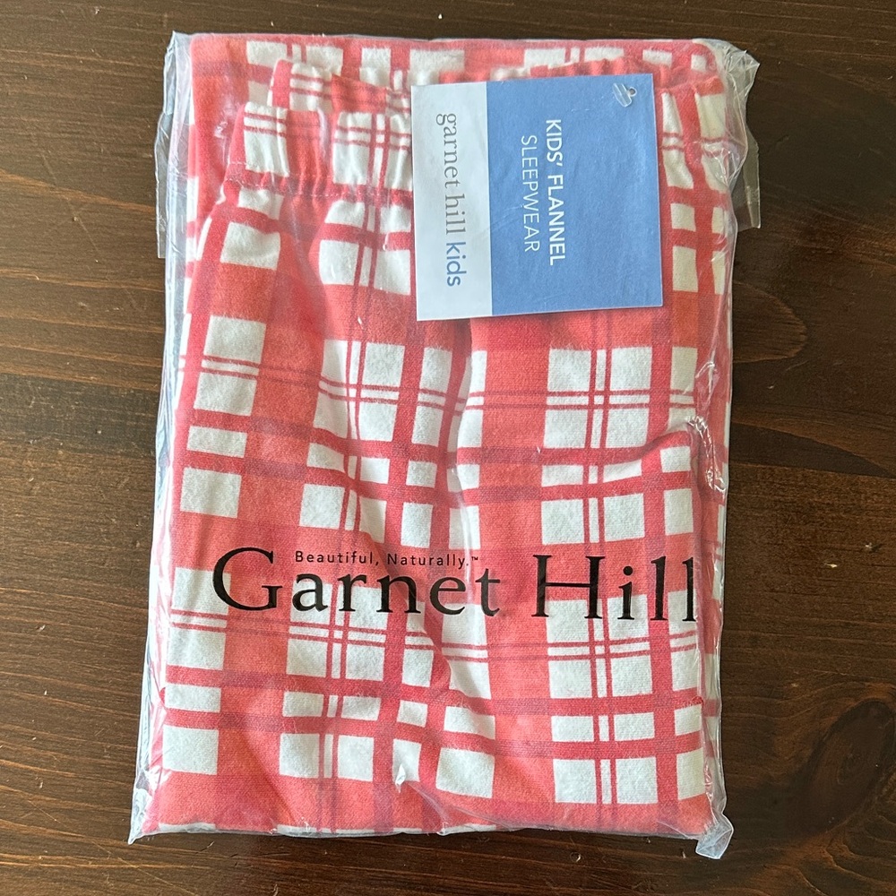 Garnet Hill Kids Plaid Flannel Pajama Pants in Red /coral & White
